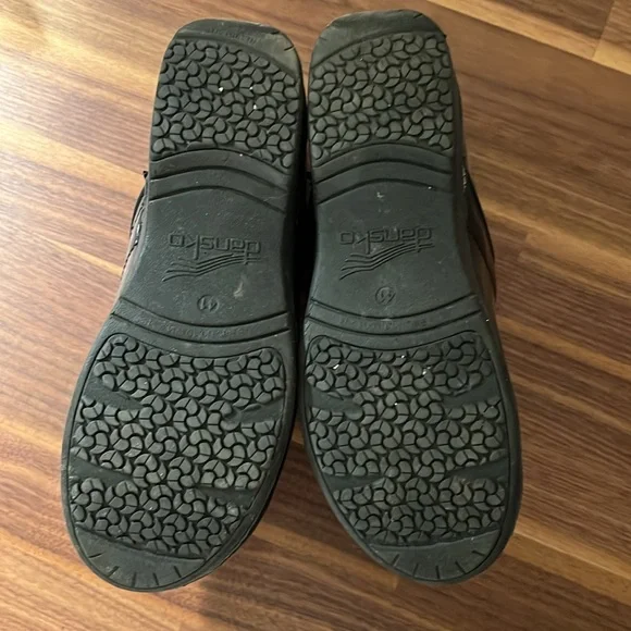 Dansko Clogs - Picture 4 of 5